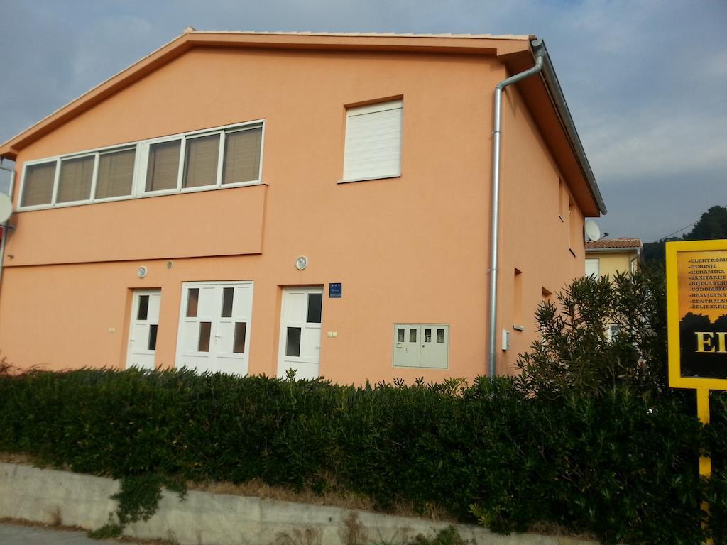 Apartment Marina Rab Town Bilik gambar