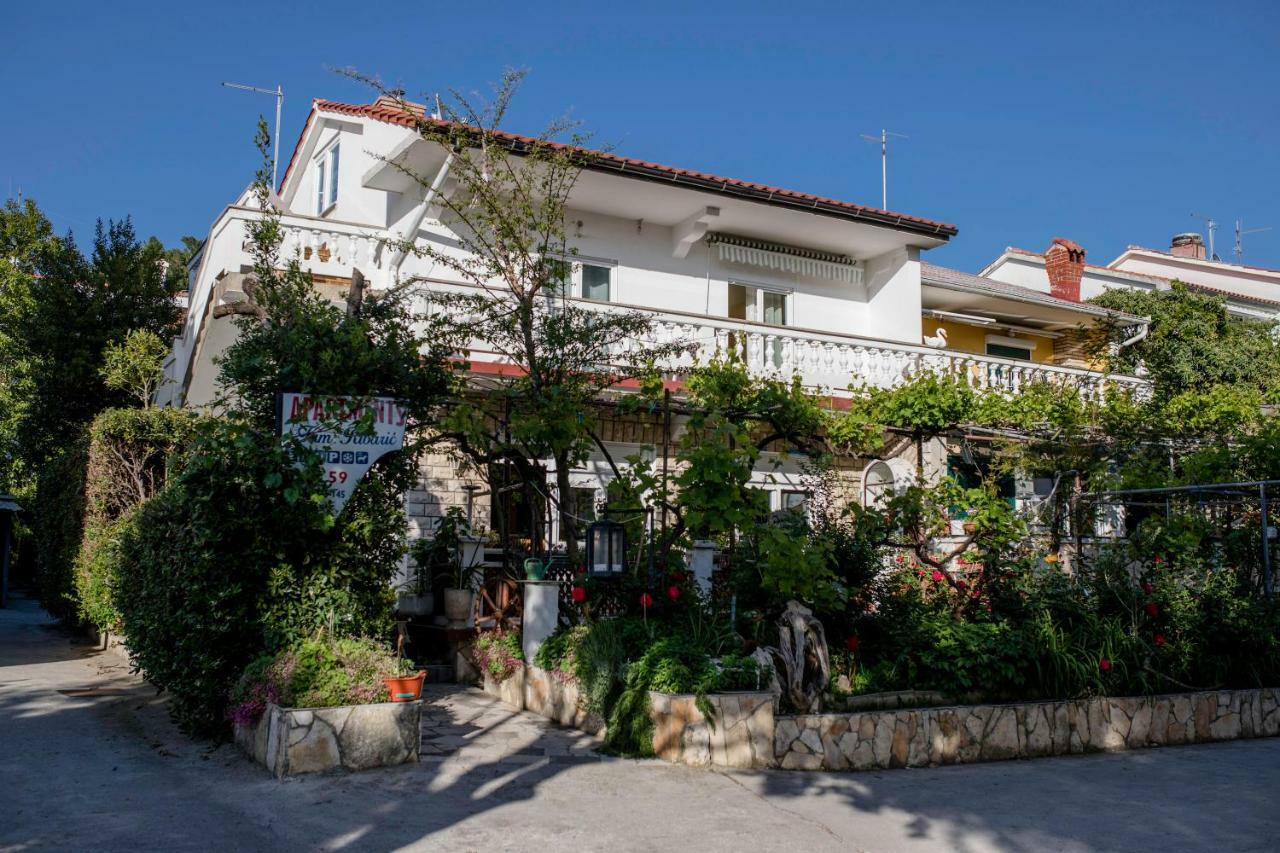 Apartment Marina Rab Town Luaran gambar
